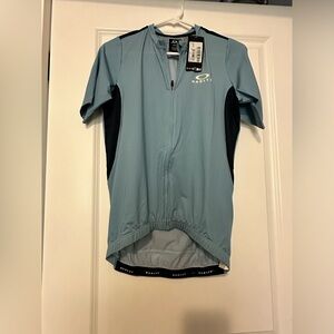 Oakley cycling jersey